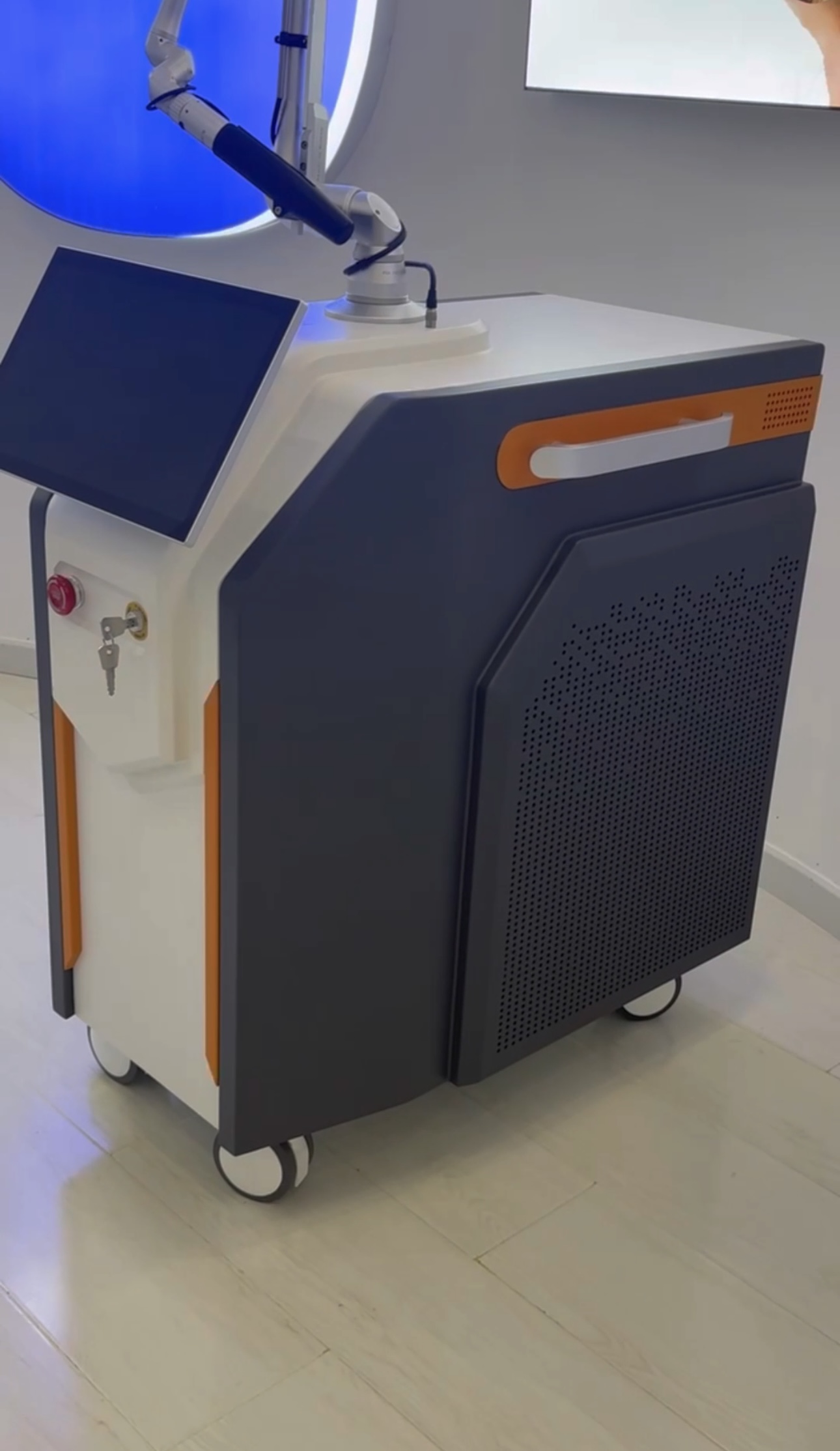 Zirconium Пикосекундный лазер для удаления тату Zirconium Пикосекундный лазер для удаления тату