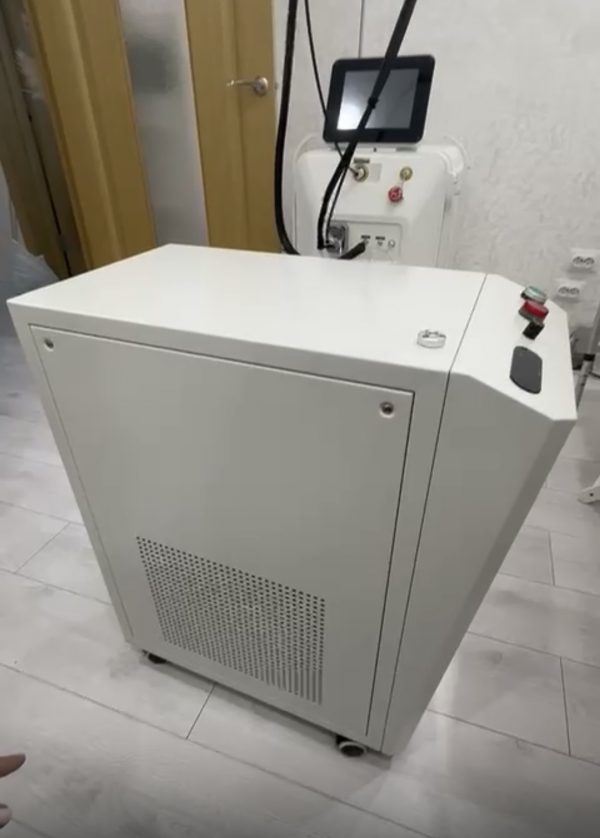 A28D криоустановка для безопасного и эфффективного охлаждения кожи на косметологических процедурах